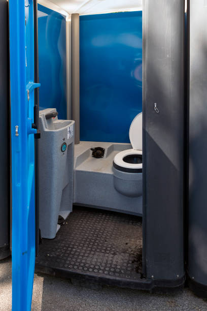 Portable Toilet Options We Offer in Byrdstown, TN